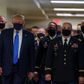 USA's præsident har hidtil under coronapandemien nægtet at bruge en ansigtsmaske, men det ændrede sig lørdag. Foto: Tasos Katopodis/Reuters