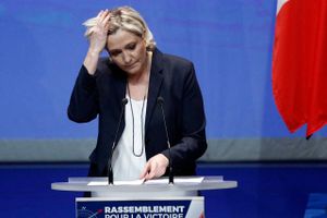 Manglende udbetaling af fransk statsstøtte på 15 mio. kr. kan være dødsstødet til Marine Le Pens højrefløjsparti.