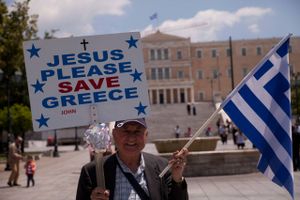Grækenland har nu haft økonomisk vækst syv kvartaler i træk og synes dermed endeligt ved at have vristet sig fri af krisen. Foto: AP/Robert Geiss