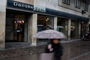 De tre største banker i Danmark fik gevaldige kursklø på dagen efter den store folkeafstemning i Storbritannien. Det blegner dog i forhold til kursfaldene i flere af Europas største banker.