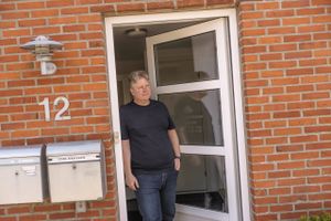 Mens flere banker konsoliderer og vokser i skala, nægter Stadil Sparekasse i Vestjylland at jagte vækst. Her er ingen »fancy produkter« eller særlige nichekunder. Alle kunder skal have været fysisk i banken, før deres dokumenter kan registreres i det fysiske kundekartotek.