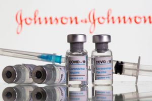Danmark bør gå forsigtigt frem, hvis vi beslutter at bruge vaccinen fra Johnson & Johnson, mener flere eksperter. 