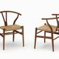 En række danske møbelproducenter forsøger at stoppe kopister. Her ses Hans J. Wegners ikoniske Y-stol.