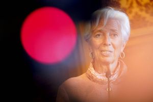 Formanden for Den Europæiske Centralbank (ECB), Christine Lagarde, understreger i et nyt interview, at centralbankens kamp mod inflationen langtfra er overstået.