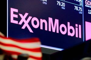 Så sent som i 2013 var ExxonMobil verdens mest værdifulde børsnoterede selskab. Fra og med i dag indgår selskabet ikke længere i det berømte Dow Jones-aktieindeks. Foto: AP/Richard Drew