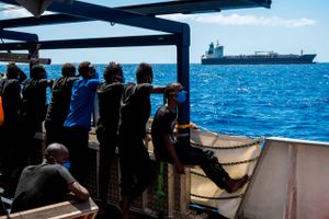 Det er meget sandsynligt, at skibsfarten igen vil blive ramt af en lignende migrantkrise, som udspillede sig på Maersk Etienne over sommeren, mener flere brancheorganisationer, som efterlyser en plan mod gentagelser. Det er dog uvist, hvordan en lignende situation kan forhindres.