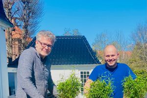 Jan Lehrmann købte sig i 2019 ind i Palle Enggaard Tops selskab Kabeltromlen ApS. Men nu er Løvens Hule-investoren ude af virksomheden, mens Palle Enggaard Tops indleder en jagt på nye partnere. 