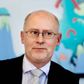 Karsten Beltoft, direktør i Realkreditforeningen, kritiserer, at en kommende lov om overvågning af magthavere indføres på kort tid og henover en sommerferie.