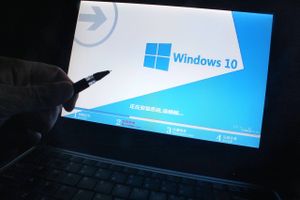 I et år har det været gratis at opgradere til Windows 10 fra Windows 7 og 8, men om en lille måneds tid er det forbi.