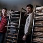 De to stiftere af Lagkagehuset, Steen Skallebæk og Ole Kristoffersen, er ikke længere formelt en del af deres livsværk. Som et led i en større rokade er de nemlig udtrådt af Lagkagehusets bestyrelse. Arkivfoto: Niels Hougaard