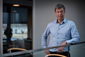 60 år tirsdag: Efter 17 år som topleder i energiselskabet OK takker Jørgen Dencker Wisborg af. Han mener, at han forlader en virksomhed med en vinderkultur. 
