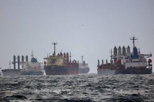 Moskva er utilfreds og vil kun gå med til en kort forlængelse af kornaftalen med Ukraine. Aftalen reddede sidste år verden fra en global sultkrise.