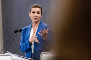 Minksagen er langtfra slut, hvis rød blok freder Mette Frederiksen, lyder advarslen fra borgerlige partier. Samtidig strømmer pengene ind til et nyt tiltag.
