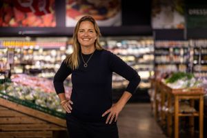 Anja Madsen, der har haft hele erhvervskarrieren i udlandet, er nu direktør for supermarkedskæden Føtex under Salling Group. Foto: Joachim Ladefoged. 