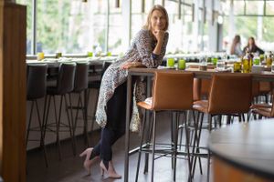 Frederikke Schmidt besluttede sig for at designe og udvikle en indersål, der former foden til at gå så anatomisk korrekt som muligt i høje hæle. Foto: Roccamore