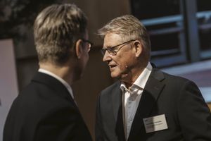 Et nyt nordisk samarbejde samler store virksomheder, fonde og erhvervsprofiler på tværs af landegrænser. Målet er at tage kampen op med den globale konkurrence. 