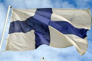 Kreditvurderingsfirma giver Finland det gule kort. Dermed risikerer finnerne at miste sin topkarakter.