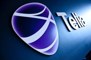 Teleselskabet Telia er blevet pålagt at skulle betale en erstatning 240 mio. svenske kr. samt renter af det beløb fra 2005 til Tele2.