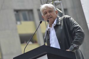 Mexicos politiske leder Andrés Manuel López Obrador afslørede på et pressemøde fredag flere detaljer i sin privatøkonomi.
