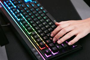 Få fingerspidsfornemmelse for din gaming. Vi har lagt hånd på fire mekaniske tastaturer til spil.
