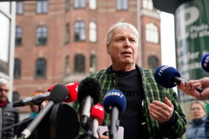Uffe Elbæk under pressemødet, hvor han annoncerede sin afgang som politisk leder for Alternativet. Foto: Ida Guldbæk Arentsen/Scanpix 2019  