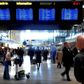 Både passagerer og flyselskaber er så småt begyndt at vende tilbage, og det har gjort det muligt at genåbne flere butikker og serveringssteder i lufthavnen. Arkivfoto: Jens Panduro