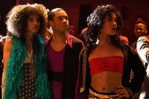 HBO-serien ”Pose” handler om LGBTQ-miljøer i det skjulte, om 80’ernes håbløse kamp mod hiv og om håbet om at blive accepteret som en værdig del af samfundet.