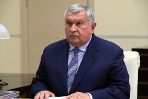 Leder i Ruslands olieindustri forudser mangel på olie på lang sigt på grund af underinvesteringer i sektoren.