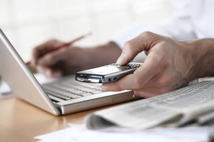 Fremover bliver det dyrere at eje udbyttebetalende danske investeringsforeninger, der investerer i danske aktier. 