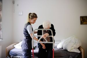 Mange nye medlemmer, der er slidt ned i andre fag, dræner sosu-faggruppernes pensionskasse. Pensam kræver, at regningen for nedslidning bliver delt.