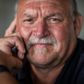 Arne Juhl, 60 år, bliver stadig genkendt for sin medvirken i Socialdemokratiets kampagne om tidlig folkepension. Nogle roser ham, andre fortæller ham, at de ikke tror på, at valgløftet bliver indfriet. Foto: Joachim Ladefoged