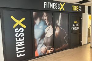Trods flere måneders nedlukning vil den nyetablerede fitnesskæde FitnessX åbne 100 centre de kommende år.