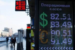 Russere, der har optaget lån i dollars eller euro, er særligt hårdt ramt på grund af rublens kollaps i forhold til de internationale valutaer. Foto: AP