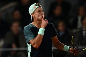 I Paris fightede den danske teenager sig tilbage fra en rædselsstart, men tabte alligevel på de små marginaler til Casper Ruud i French Open-kvartfinalen.