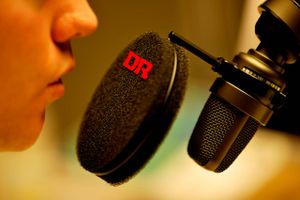 Fjernelsen af licensen er led i en større plan om at omlægge Danmarks Radio.