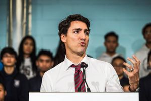 Premierminister Justin Trudeaus nære ven og kampagnemedarbejder sender via sit firma penge til skattelylande.