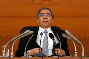 Haruhiko Kuroda er Japans længst siddende nationalbankdirektør. Hans tid på posten har været synonym med en ultraløs pengepolitik, selv når resten af verden hævede renterne. Nu går han på pension.