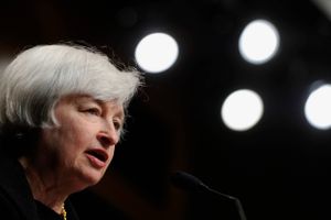 "Der er stadig brug for støtte til den amerikanske økonomi," lyder det fra Janet Yellen.