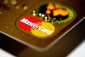 Mastercard har netop aftalt nye gebyrsatser for 225 hjælpeorganisationers brug af Betalingsservice. Næste skridt er en ny aftale med landets knap 60 banker.