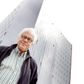 Den 71-årige Niels Fennet har ingen planer om at slippe Cabinn foreløbigt. Snart åbner han sit niende hotel.