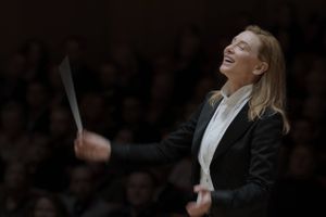 Cate Blanchett ejer hver eneste scene i Todd Fields deliriske film om den verdensberømte kvindelige dirigent Lydia Tár.