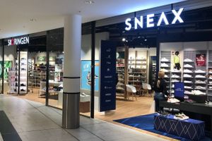 Skoringen ruller i første omgang det nye butikskoncept Sneax Stores ud 21 steder i Norge og Danmark. PR-foto.