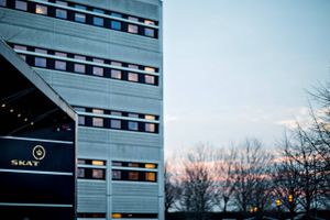 I 2015 kom det frem, at Danmark er blevet franarret over 12 milliarder. Skat forsøger at få nogle af dem igen.