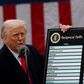 Donald Trump indførte den 2. april sidste år, den såkaldte Liberation Day, importtold på varer fra en lang række af USAs handelspartnere. Foto: Carlos Barria/Reuters/Ritzau Scanpix.