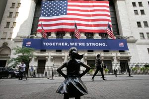 New York Stock Exchange (NYSE) på Wall Street er sindbilledet på USA's finansverden og regnes af mange for verdens vigtigste aktiebørs. Foto: AP/Mark Lennihan