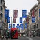 Storbritannien er så småt begyndt at åbne igen, men kravet om 14 dages karantæne ved indrejse har gjort Oxford Street i London stort set mennesketom. Foto: AP/Alberto Pezzali