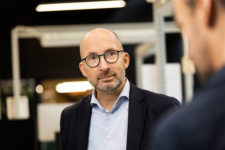 60 år søndag: Thomas Hofman-Bang er adm. direktør i Industriens Fond. Tidligere har han som topleder oplevet op- og nedture med  NKT og været på en surrealistisk opgave for en global virksomhed.