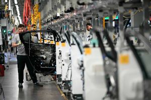 Krigen i Mellemøsten har skabt prisstigninger i flere led af industrien. Det udfordrer virksomhedernes konkurrencekraft, lyder det fra erhvervsorganisationen Tekniq.