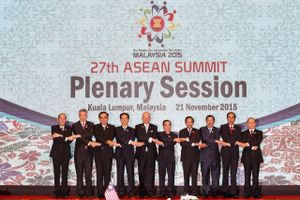 Lederne fra de 10 Asean-lande underskrev på weekendens topmøde i Kuala Lumpur det dokument, der er grundlaget for et stærkt udvidet samarbejdsprogram. 