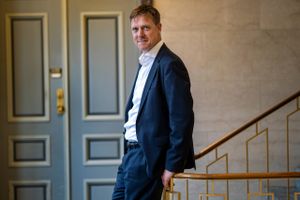 HR-chef og koncerndirektør Karsten Breum er gennem hele sin karriere blevet smidt ud på dybt vand, før han følte sig klar til det. Sådan blev starten også i Danske Bank.